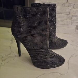 REPORT SIGNATURE Black Studded Ankle Boots